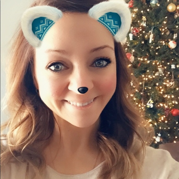 Meet your Posher, Jennifer - Picture 1 of 1